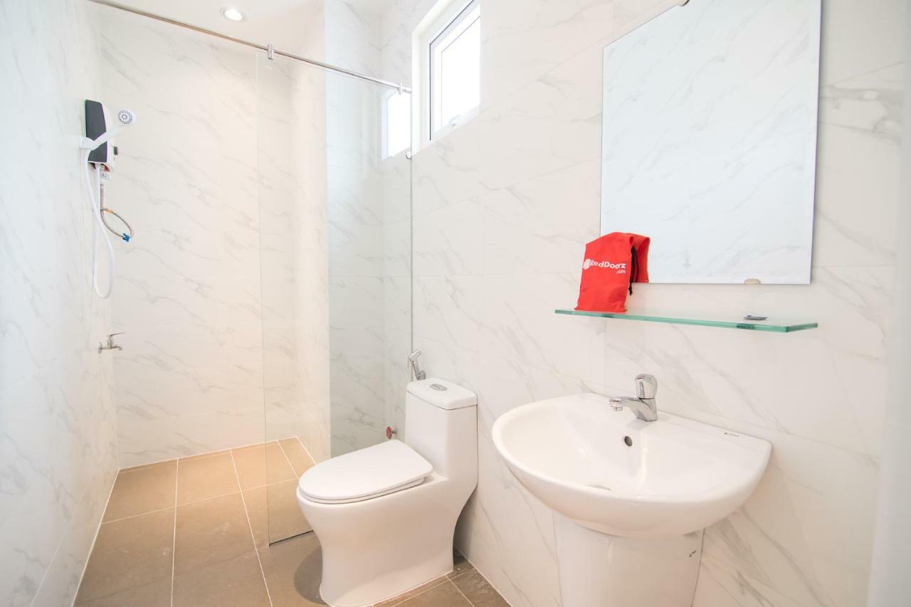 Reddoorz Near Xo Viet Nghe Tinh Street Hotell Ho Chi Minh-staden Exteriör bild